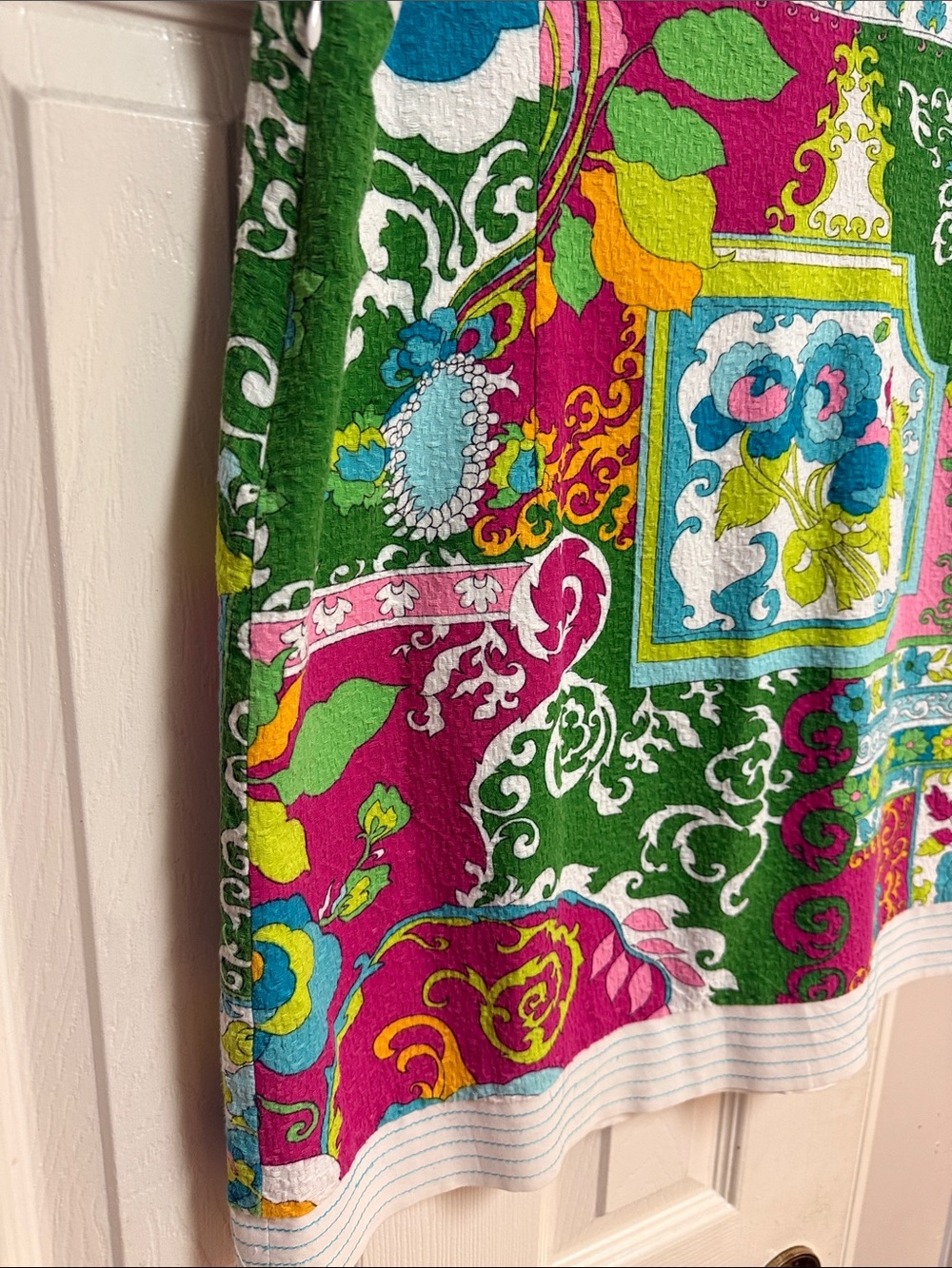 Vintage Laundry by Shelli Segal White & Multicolor Floral Print Shift Dress - Picture 7 of 10